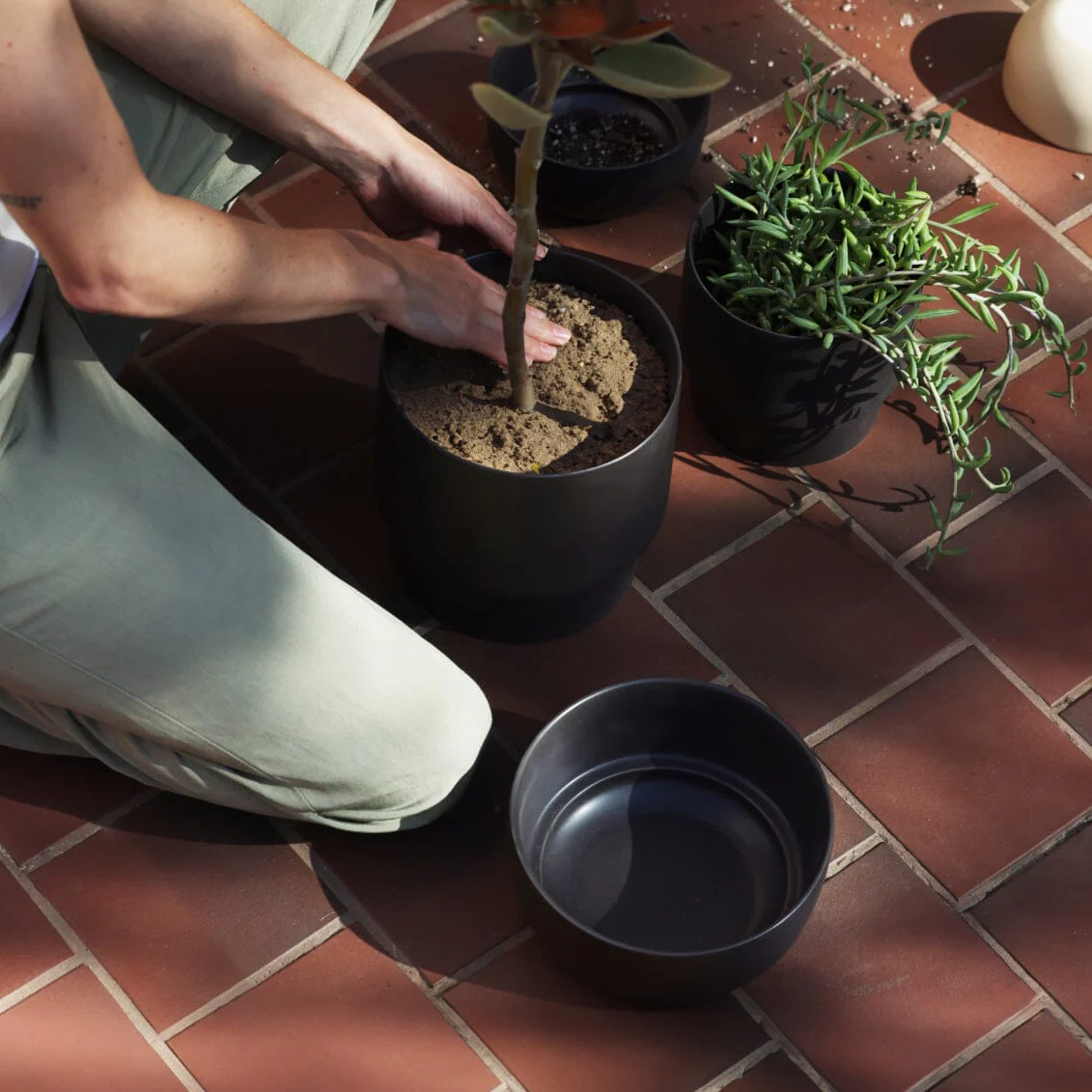 Planter - Image 9
